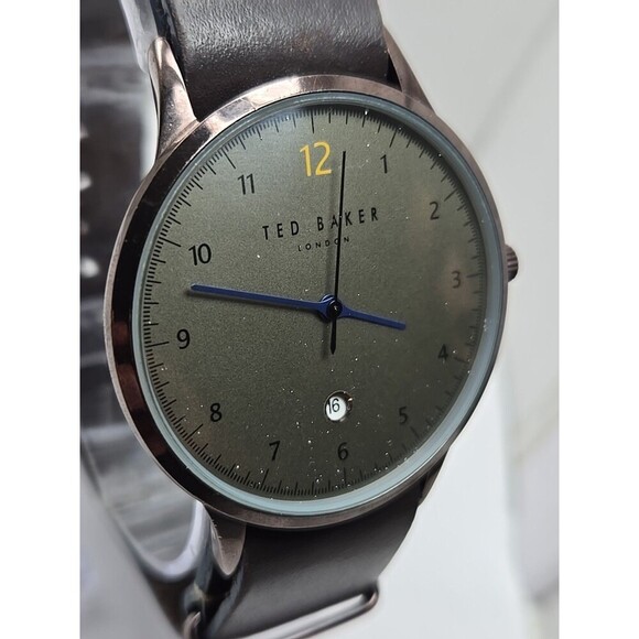Ted Baker London Mens Quartz Date Watch New Battery Stainless Silver -   Read  - - Picture 4 of 12